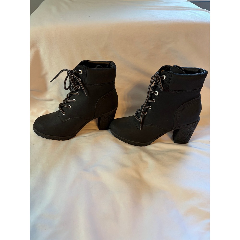 White Mountain Dartford Boots Womens 7 Goth Grunge Edgy Black Lace Up Block Heel